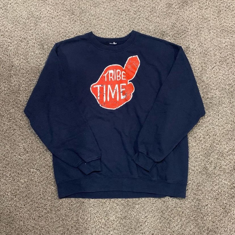 Cleveland Indians Tribe Time Crewneck Sweatshirt M